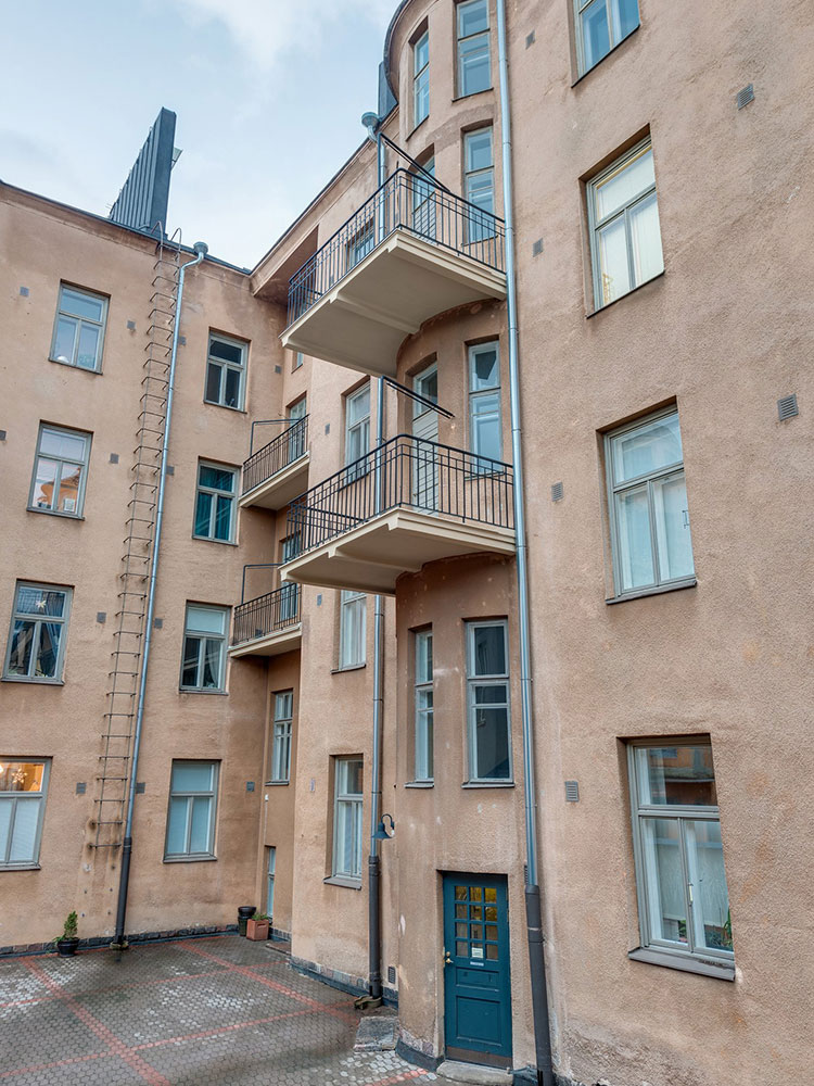 Referenssikohde: Luotsikatu 18