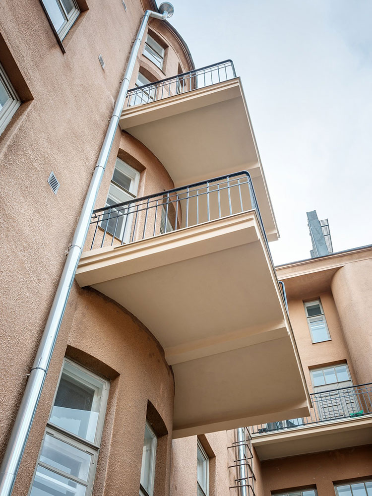 Referenssikohde: Luotsikatu 18